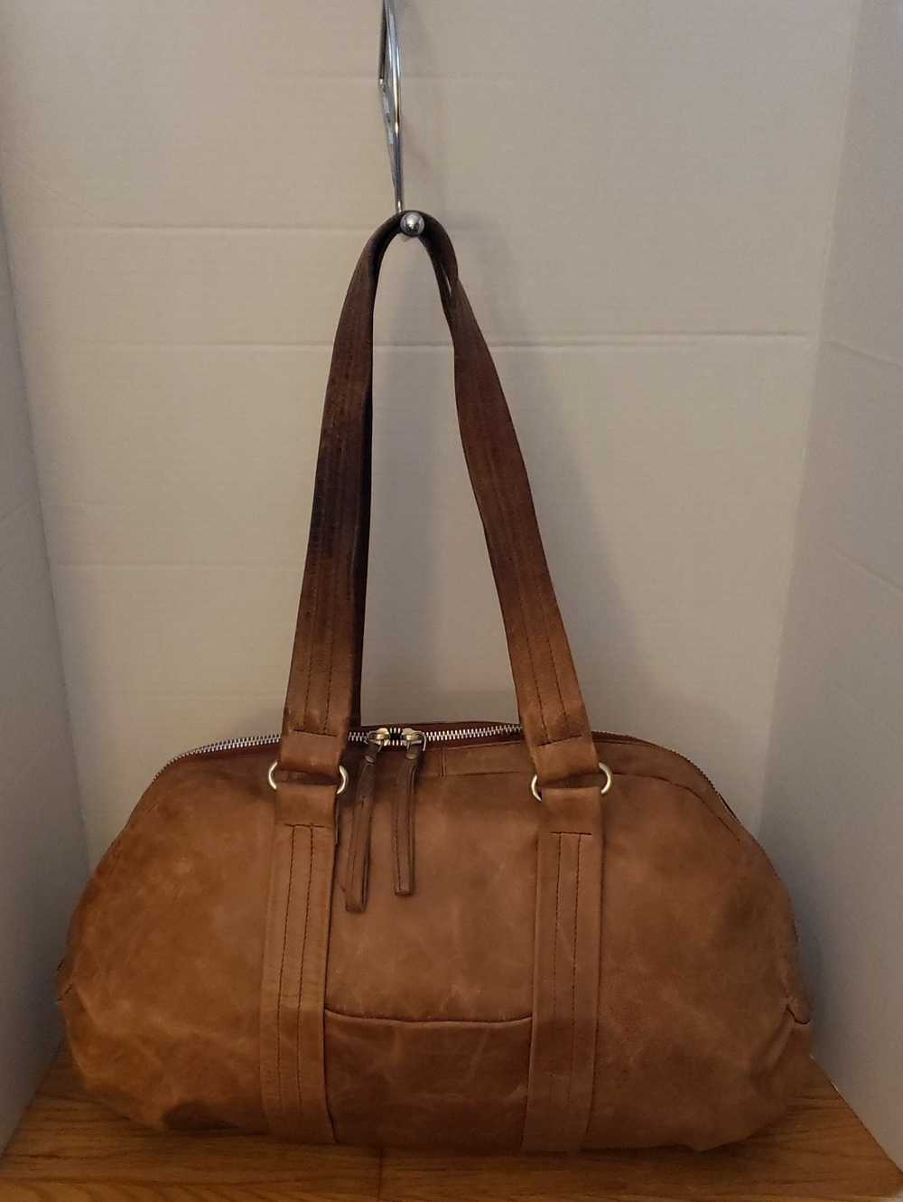 Vintage latico Distressed Leather Shoulder Duffel Bag